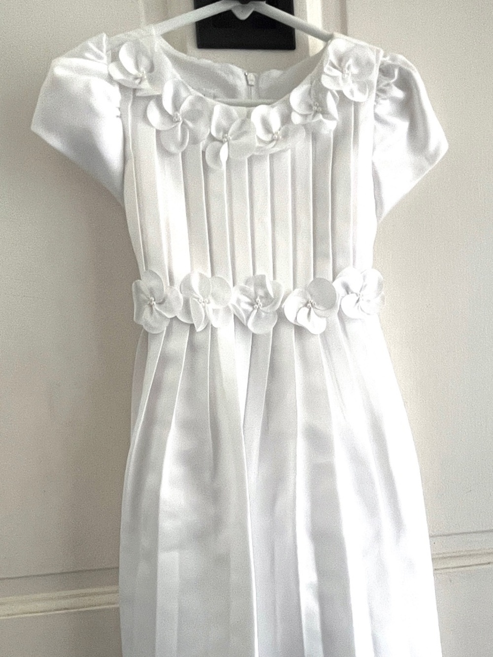 Bonnie Jean Girls Flower Dress - White Size 5 USED ONCE Flower Girl & Communion